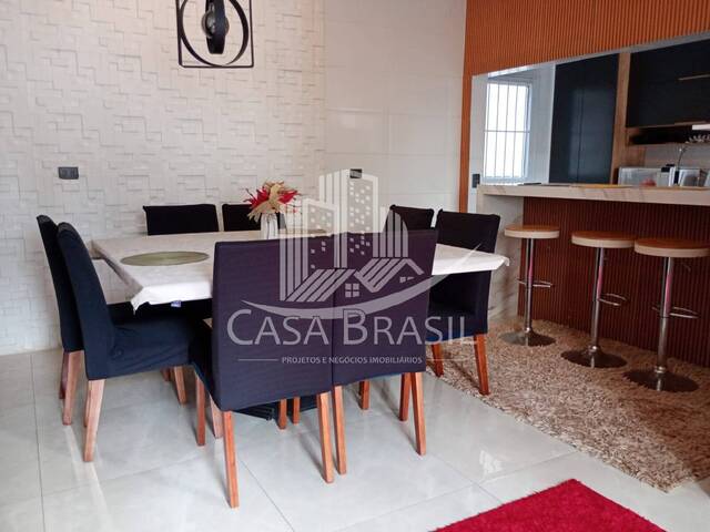 Casa para Venda em São José dos Campos - 5